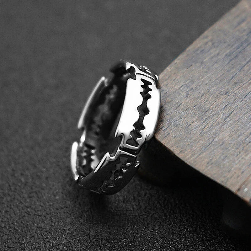 Charm Stainless Steel Hip Hop Bladed Ring Fashion Punk Rock Black Silver Color Ring Lover Couple Rings for Man And Women Ring