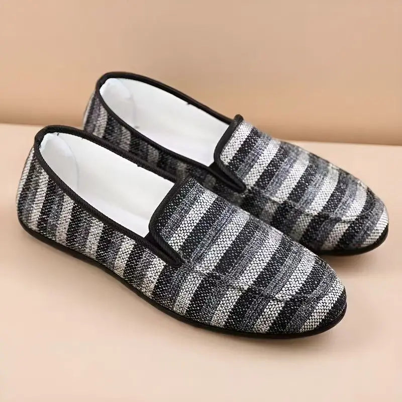 Men Spring Autumn New Flat Sole Striped Canvas Shoes Soft sole Non Slip Breathable Round Toe Slip On Casual Shoes Lazy Shoes