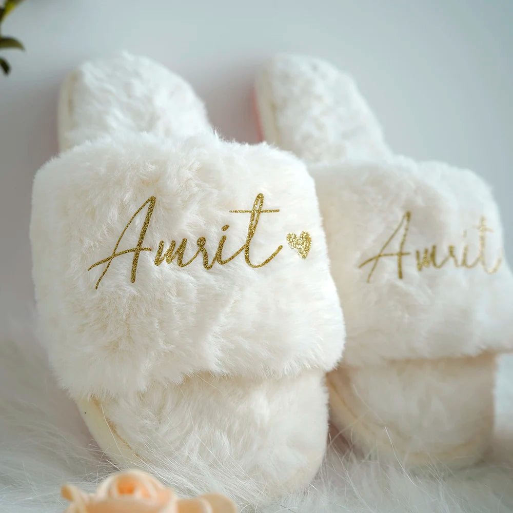 Customized Fluffy Slippers Wedding Bachelorette Party Gift Bridesmaid Open Toe Slippers Indoor Party Shoes Spa Plush Slippers