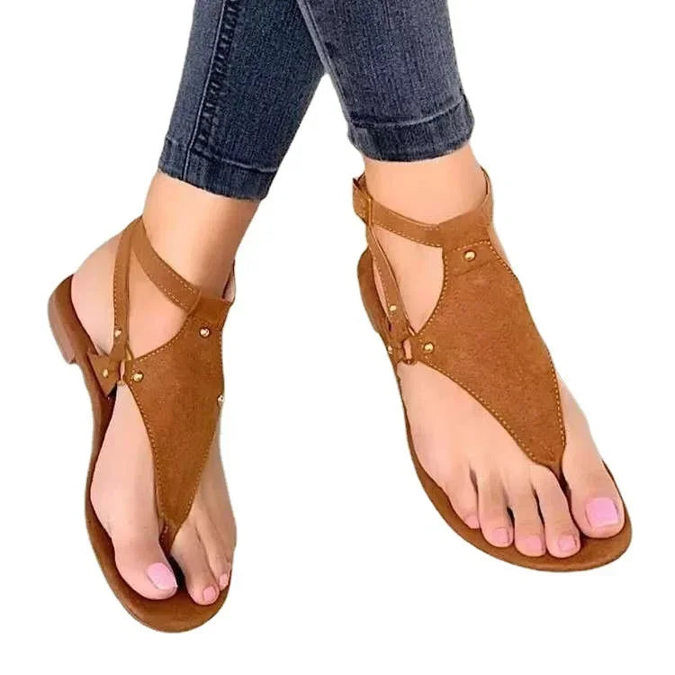 Summer Casual Large Size Flat Bottom Sandals Women's Beach Shoes Buckle Slip-On Roman Style Thong Shoes Metal Decorated