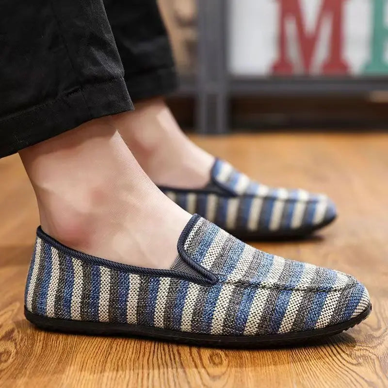 Men Spring Autumn New Flat Sole Striped Canvas Shoes Soft sole Non Slip Breathable Round Toe Slip On Casual Shoes Lazy Shoes