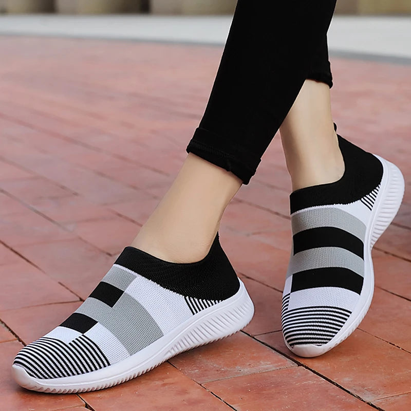 Women's Sneaker Fashion Soft Sneakers For Women Walking Shoes Slip On Sock Shoes Plus Size Women's Sneakers Zapatos De Mujer