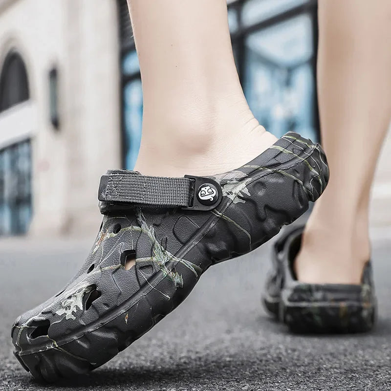 Summer Men's Clogs Sandals Man Home Garden Shoes Comfortable Men Slippers Non-Slip Soft Bottom Flip Flop Sandals Big Size 46 47