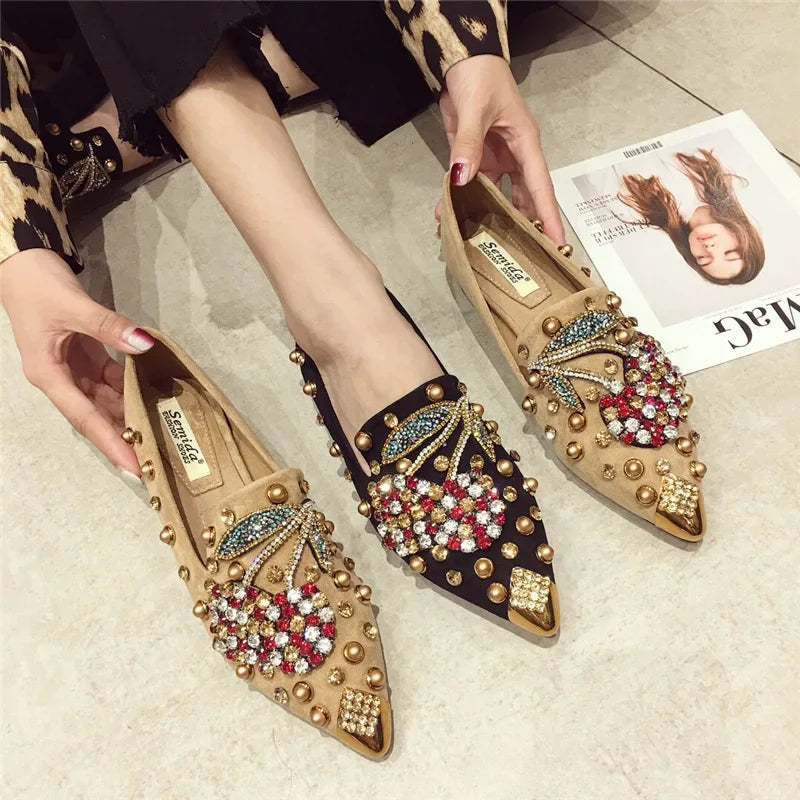 New 2024 Pointed Toe Women Flat Rhinestones Loafers Autumn Rivets Classic Ladie Flats Shoes Women's Ballet Flats Soft Boat Shoes