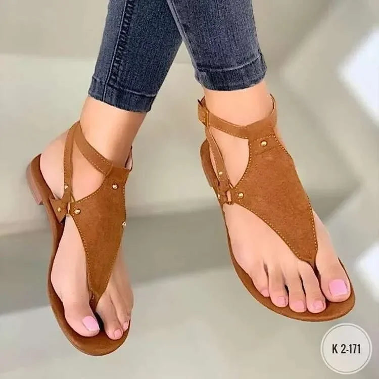 Summer Casual Large Size Flat Bottom Sandals Women's Beach Shoes Buckle Slip-On Roman Style Thong Shoes Metal Decorated